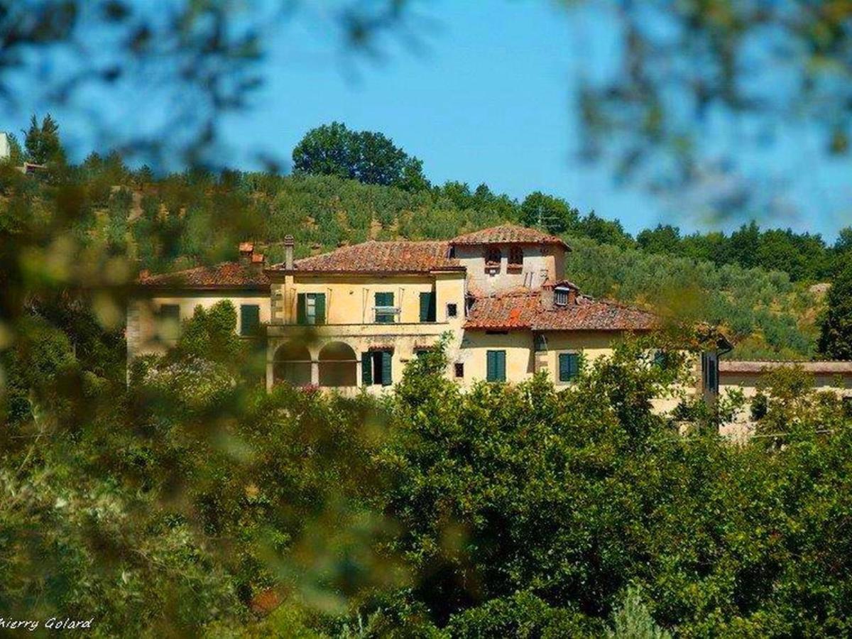 Belvilla By Oyo Plush Farmhouse With Swimming Pool Carmignano Oda fotoğraf